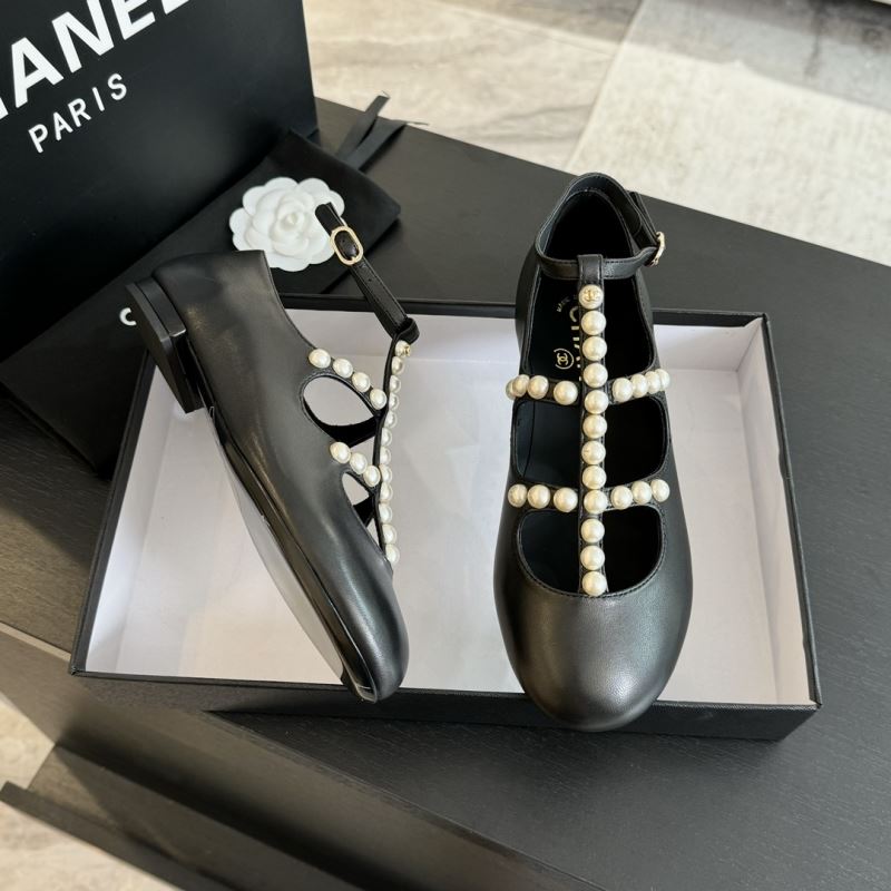 Chanel Low Shoes